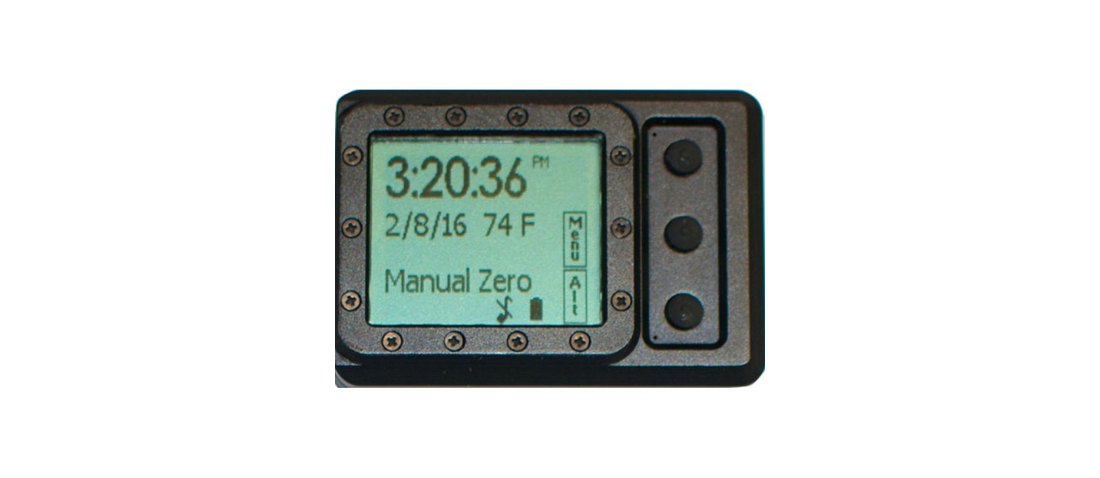 MA-10 and MA-12 analog jump altimeter with luminous dial